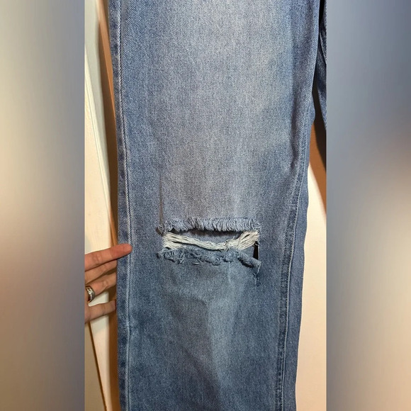 NWT bp. Nordstrom Mid-Rise Baggy 90’s Destroy Distressed 28 - Picture 5 of 10